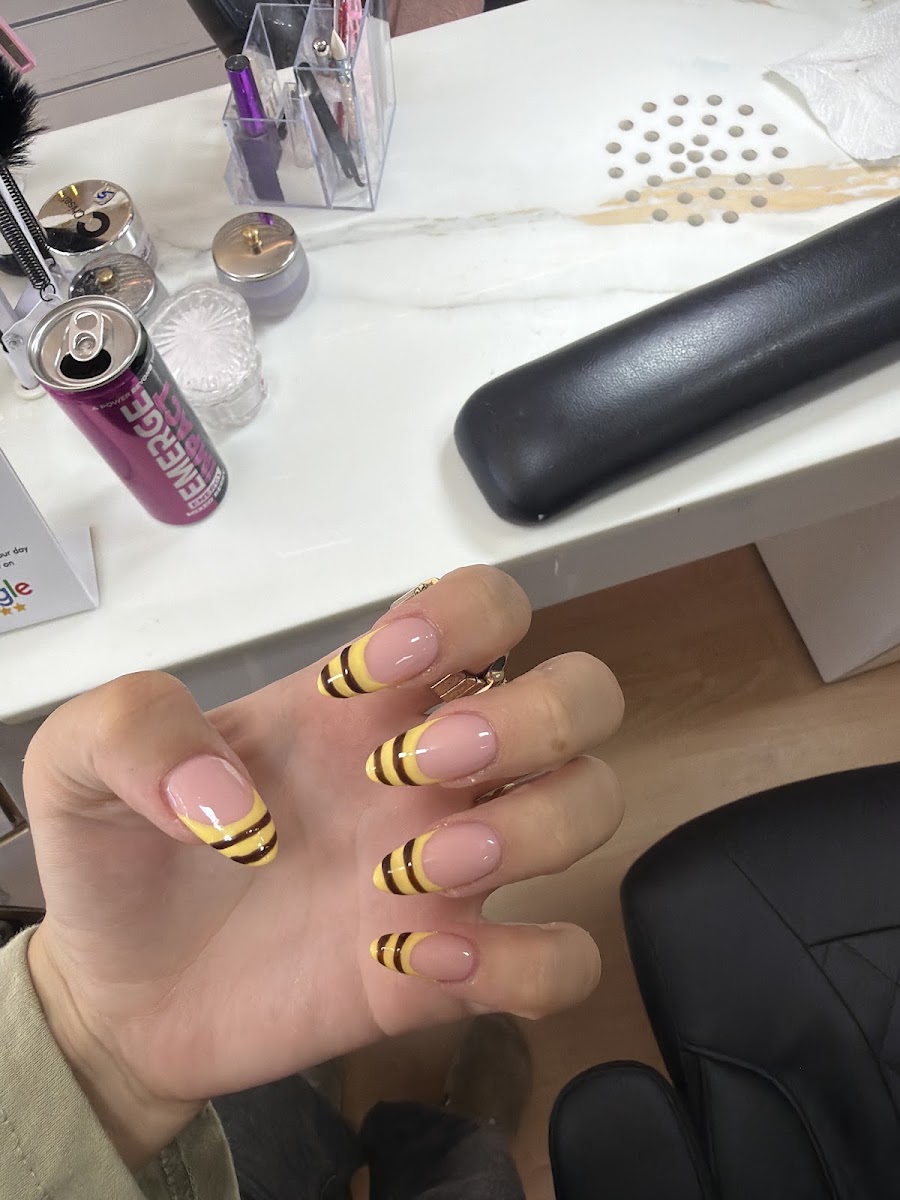 Sky Nails & Beauty work